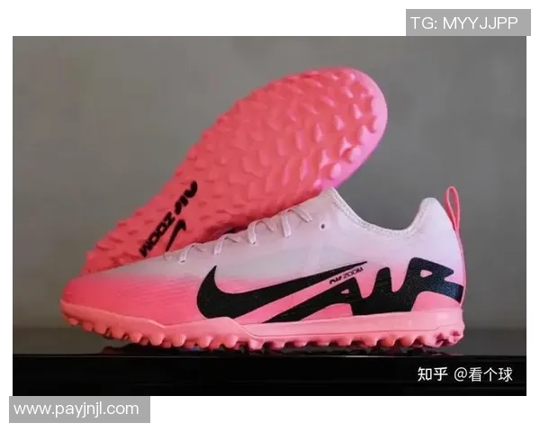 后卫球星如何选择最佳足球鞋提升表现与舒适度解析